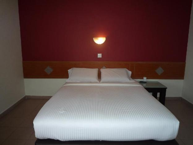 lotus hotel johor bahru