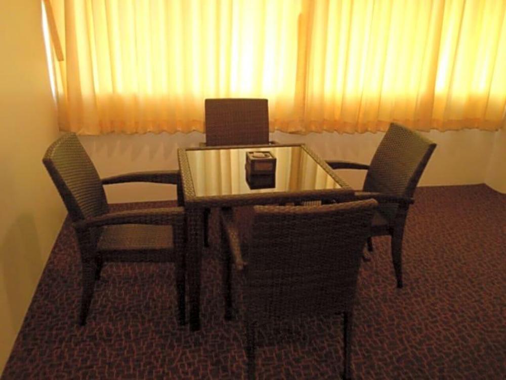 merlin grand hotel hat yai