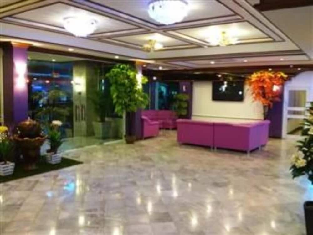 merlin grand hotel hat yai