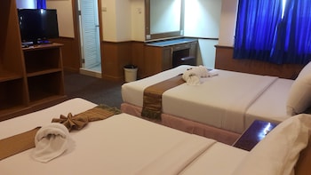 merlin grand hotel hat yai