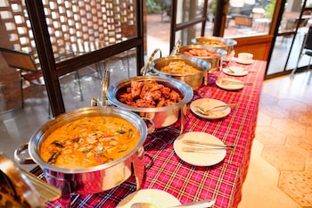 the rich hotel korat