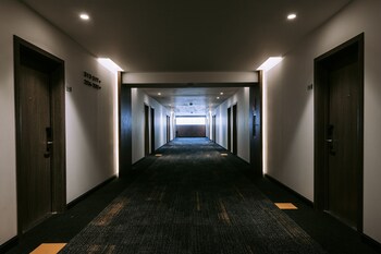 The Rich Hotel Korat,Khok Kruat>>Khlong Yang,3 star