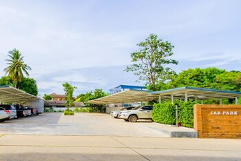 the rich hotel korat