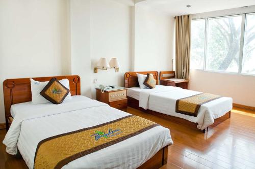 bamboo green riverside hotel