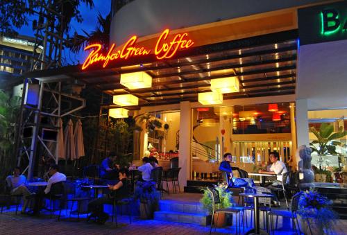 bamboo green riverside hotel