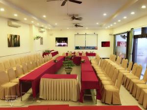 bamboo green riverside hotel