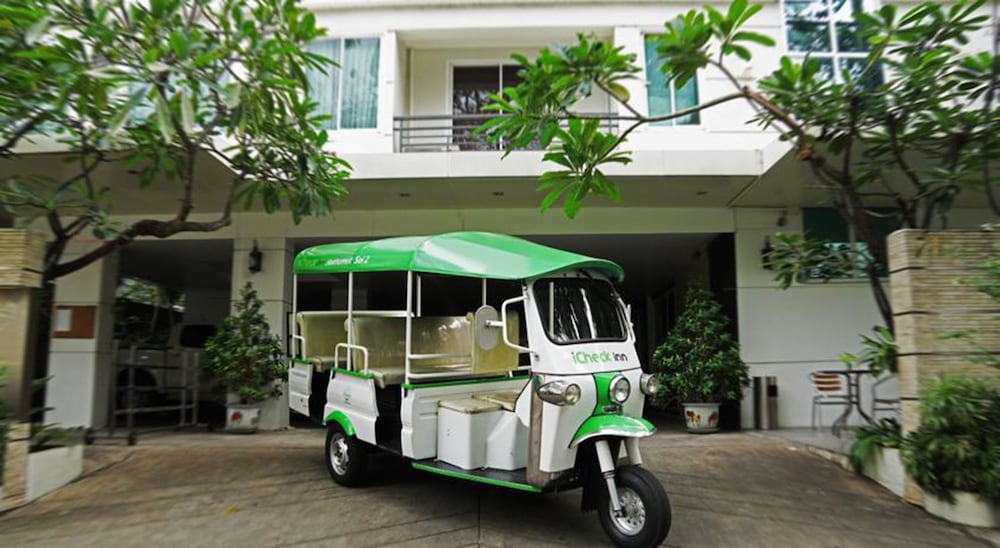 icheck inn residence soi 2