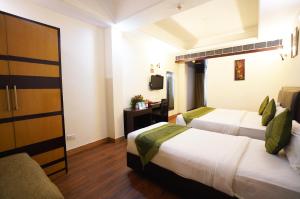 airport hotel grand