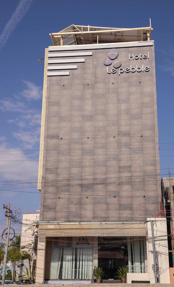 hotel le pebble