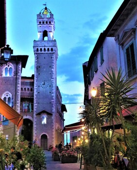 Albergo Italia,Piombino>>Livorno,3 star