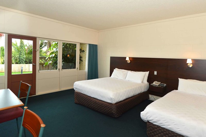 comfort hotel flames whangerei