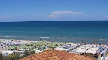 hotel sabra