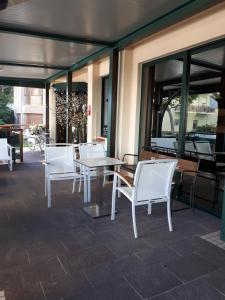 hotel sabra