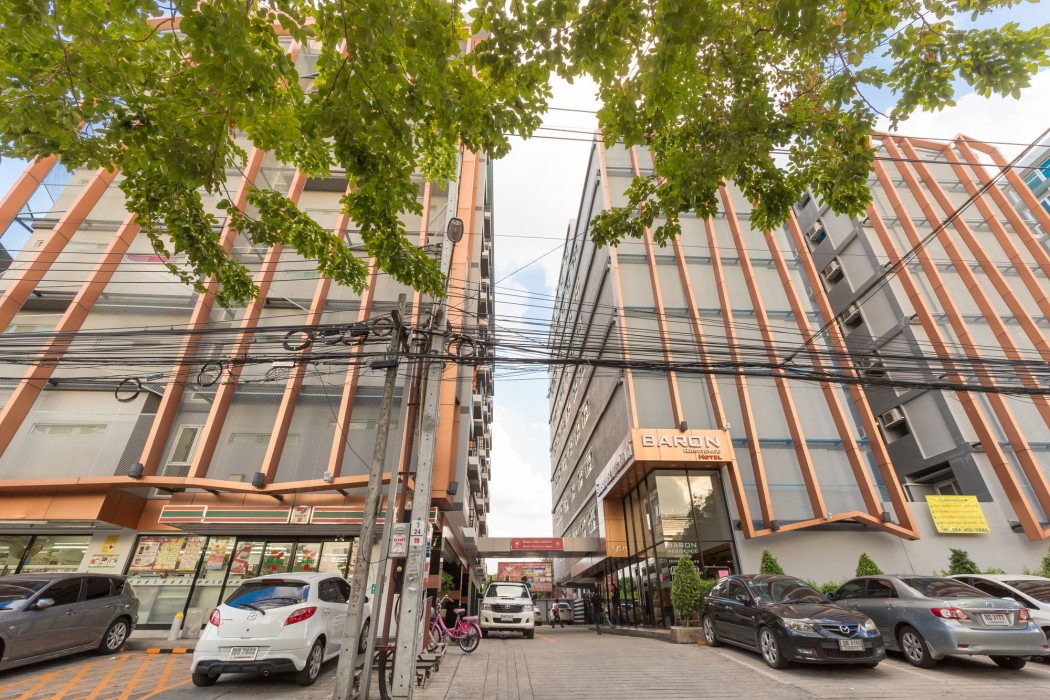 baron residence bangkok