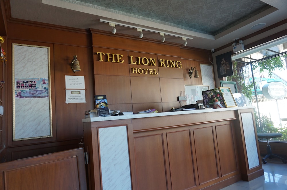 the lion king hotel
