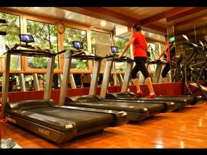 Arabian Courtyard Hotel & Spa,Near Textile Souk,4 star