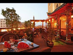 Arabian Courtyard Hotel & Spa,Near Textile Souk,4 star