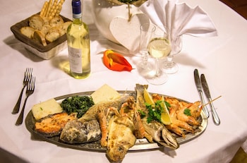 hotel ristorante la perla