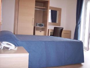 Hotel Grotte,Mongiove>>Messina,4 star