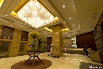 mandarin plaza hotel