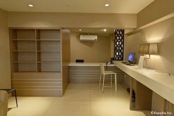 mandarin plaza hotel