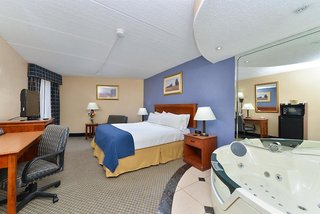 red roof inn and suites macon