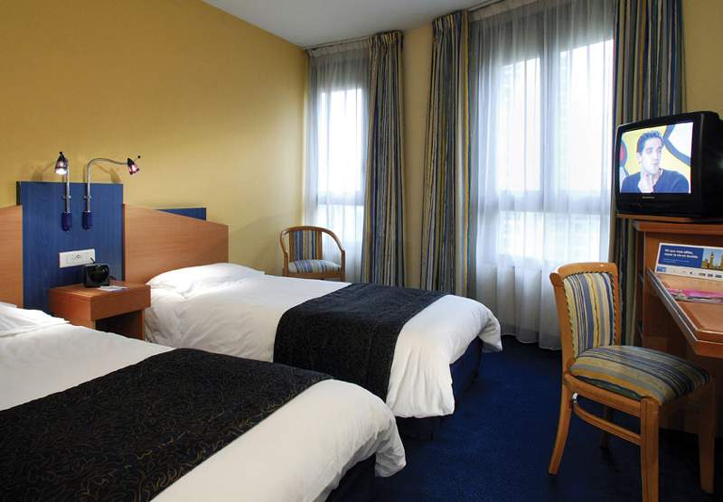 hotel inn design paris place ditalie
