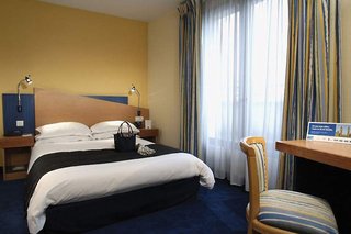 hotel inn design paris place ditalie