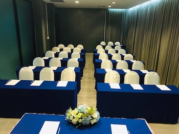 mantra varee hotel