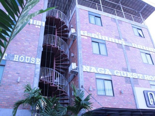 naga angkor hostel