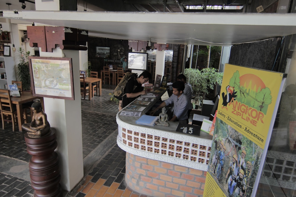 naga angkor hostel