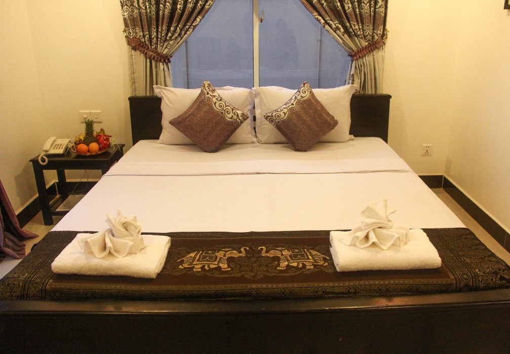 parent heritage angkor villa