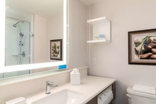 Hampton Inn Holland,Holland Charter Township>>Holland,3 star