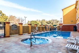 Quality Inn & Suites Seaworld North,Far West Side>>Bexar County,3 star
