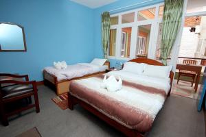 hotel backpackers inn