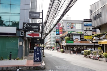 snooze hotel thonglor bangkok