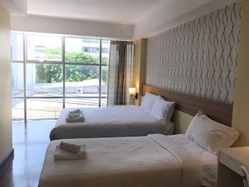 snooze hotel thonglor bangkok