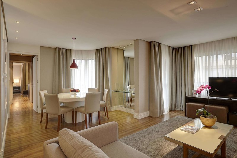 roomo etoile georgev jardins