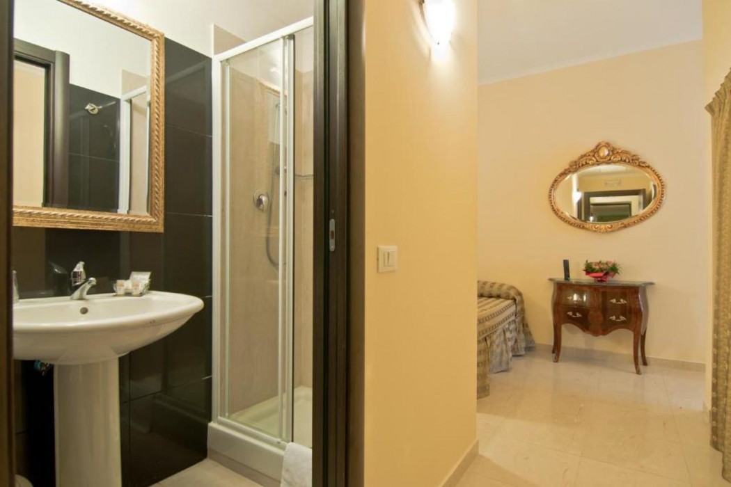 hotel regina giovanna