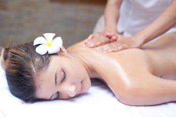 Queen Wood Hotel,Kandal>>Daun Penh,4 star