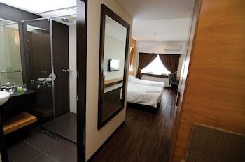 chaya hotel