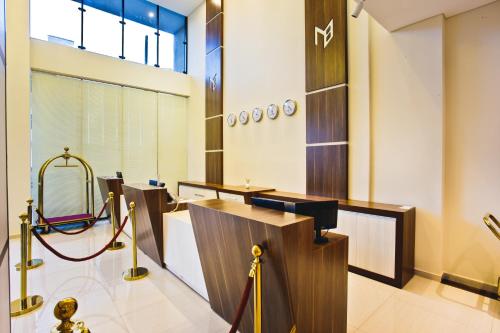 megal suites hotel