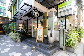 silom forest exclusive residence