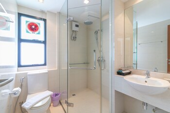 silom forest exclusive residence