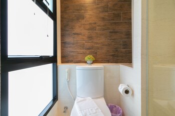 silom forest exclusive residence