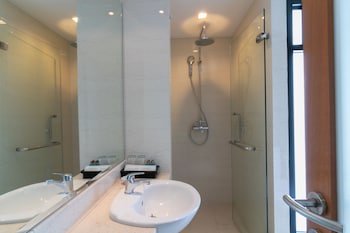 silom forest exclusive residence