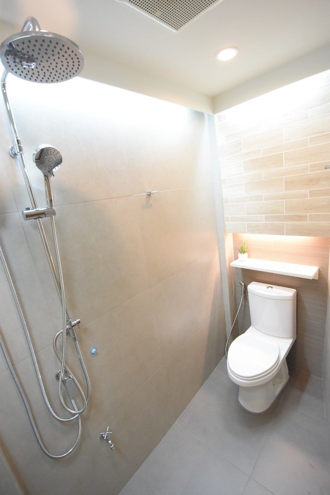 silom forest exclusive residence