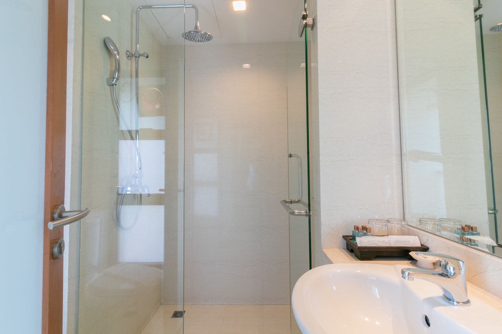 silom forest exclusive residence