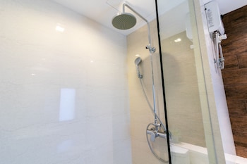 silom forest exclusive residence