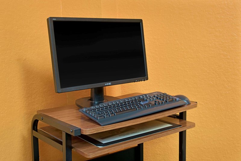 super 8 by wyndham houston brookhollow nw